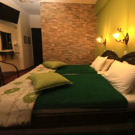 Kastro Aparthotel